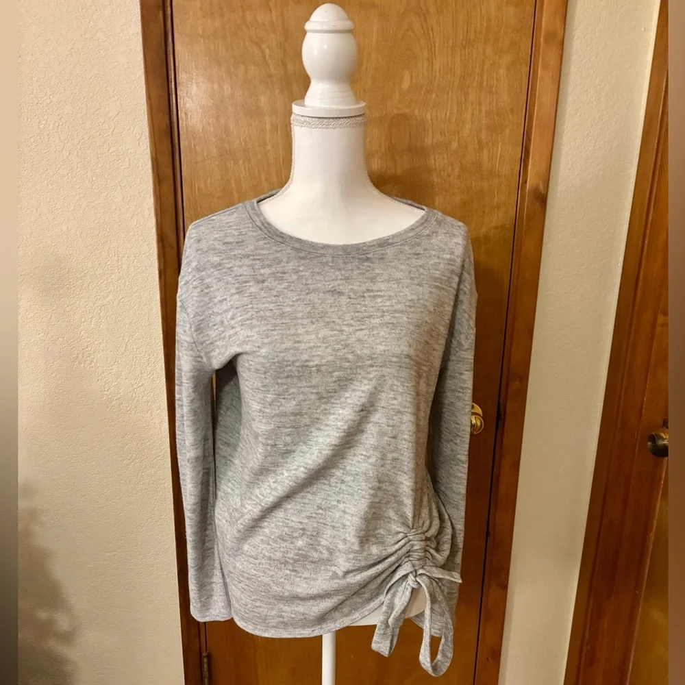 INC International Concepts Light Gray Long Sleeve Top - Picture 2 of 6